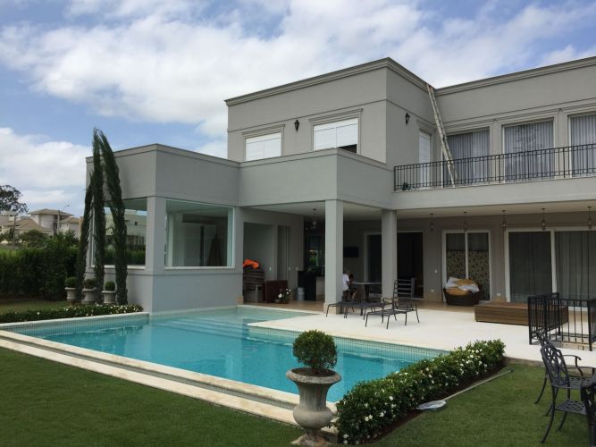 Excelente casa, projetada por Fernando Carmonapoles Excelente casa, projetada por Fernando Carmonapoles
